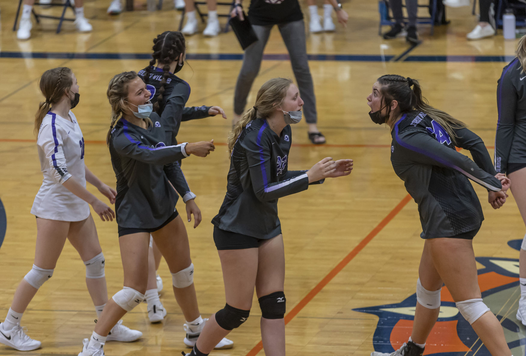 Shelbyville at St Teresa volleyball gallery 13 041521.JPG